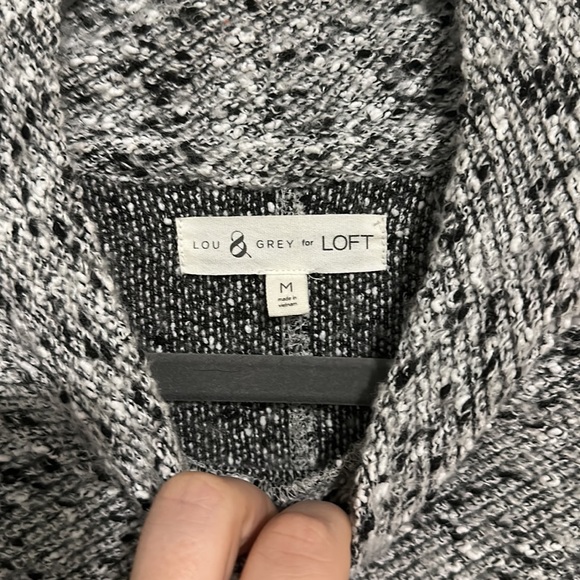 Lou & Grey Speckle Mock Neck Tunic Size M - Picture 3 of 4